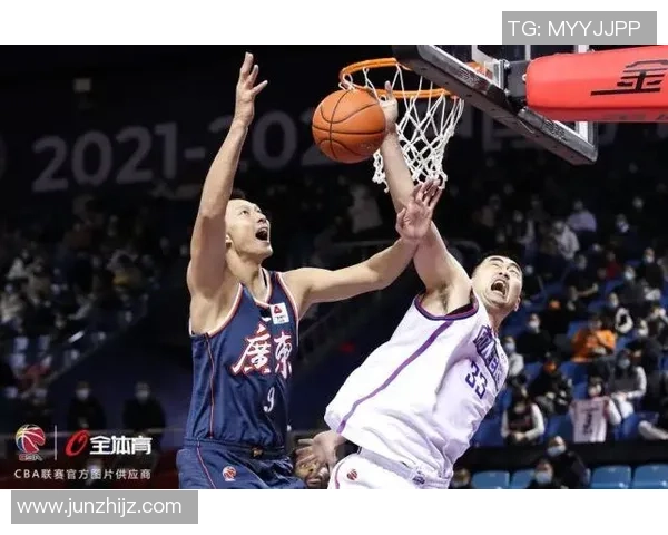 全国锦标赛分析：武汉篮球队展现出色灵活性与战术应变能力